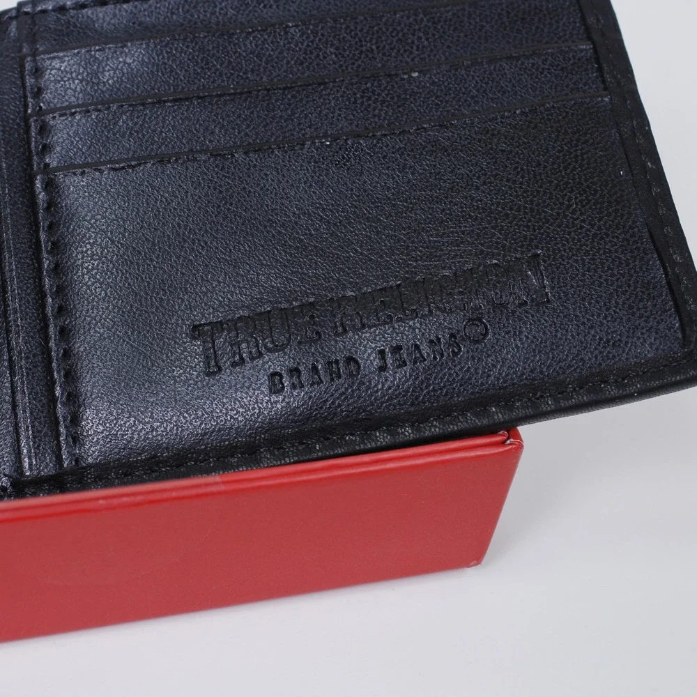 True Religion Men's Black Leather Bifold Wallet Matte Black Logo Plate Rfid Nib